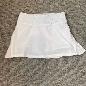 White Lululemon Play off the Pleats Tennis Skirt Size 2